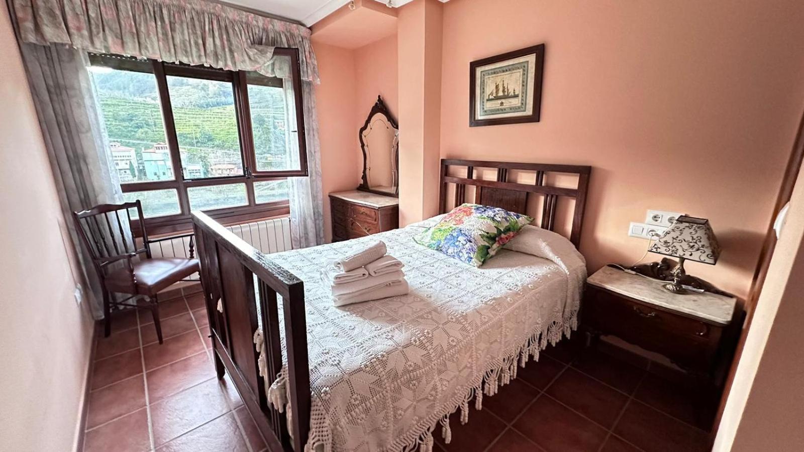 Maison d'hôtes Casa Alpargateiro à Os Peares Extérieur photo